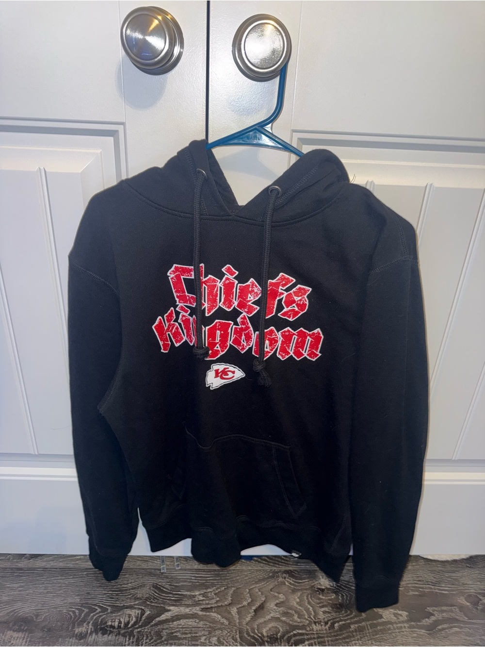 47 Unisex Black Kansas City Chiefs Hoodie with Red Graphic